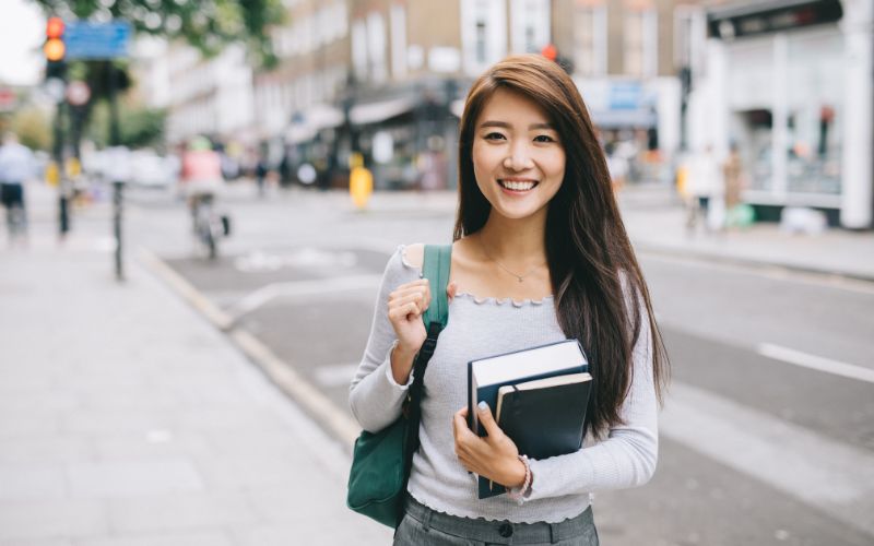 Ai nên học khối H01