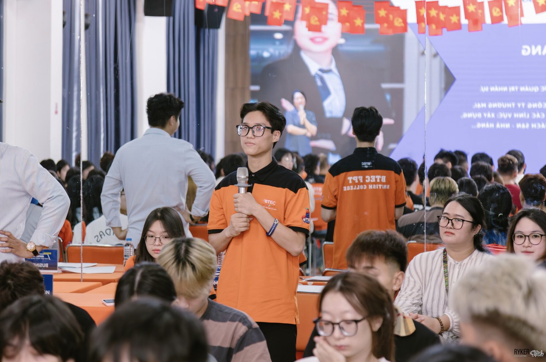 Anh man hinh 2025 11 24 luc 12.27.29