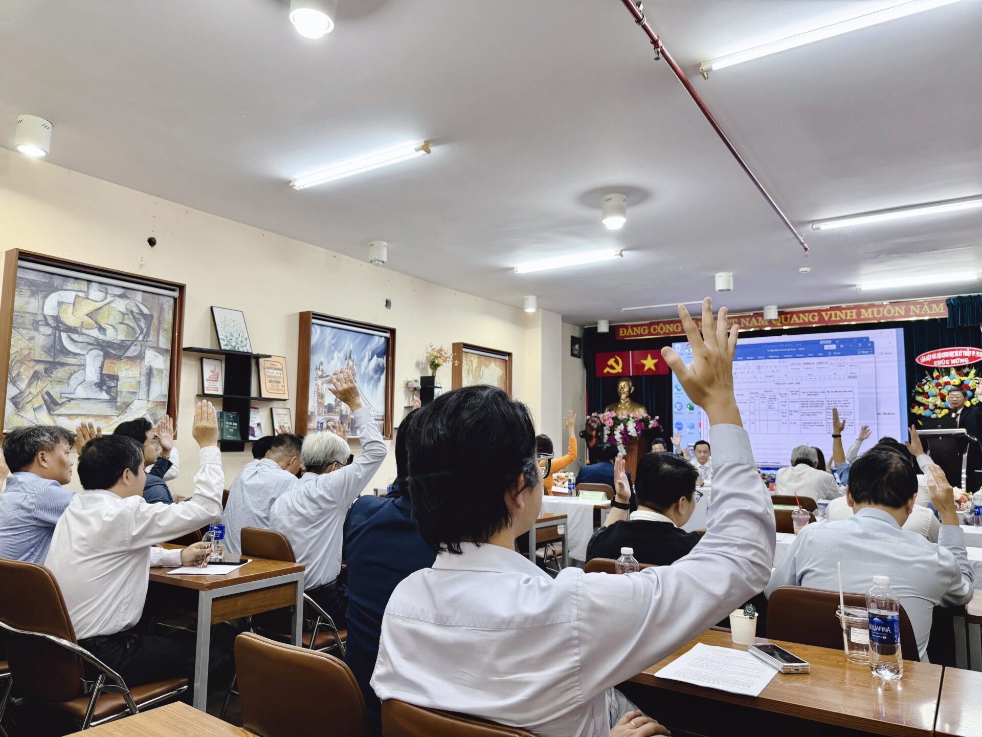 20251206 042546189 iOS