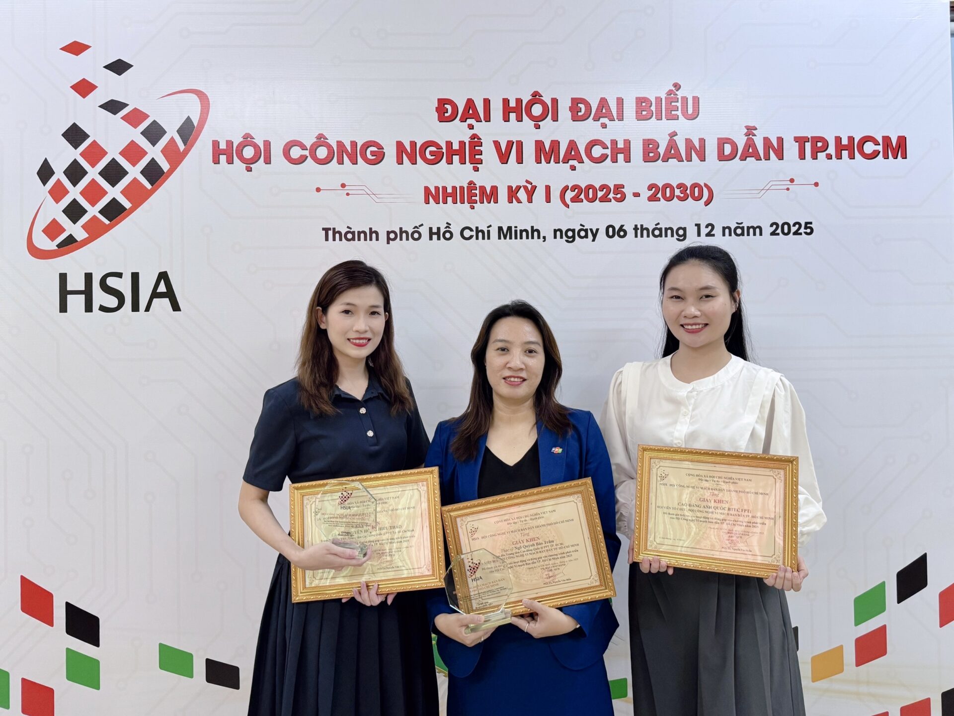 20251206 045046654 iOS