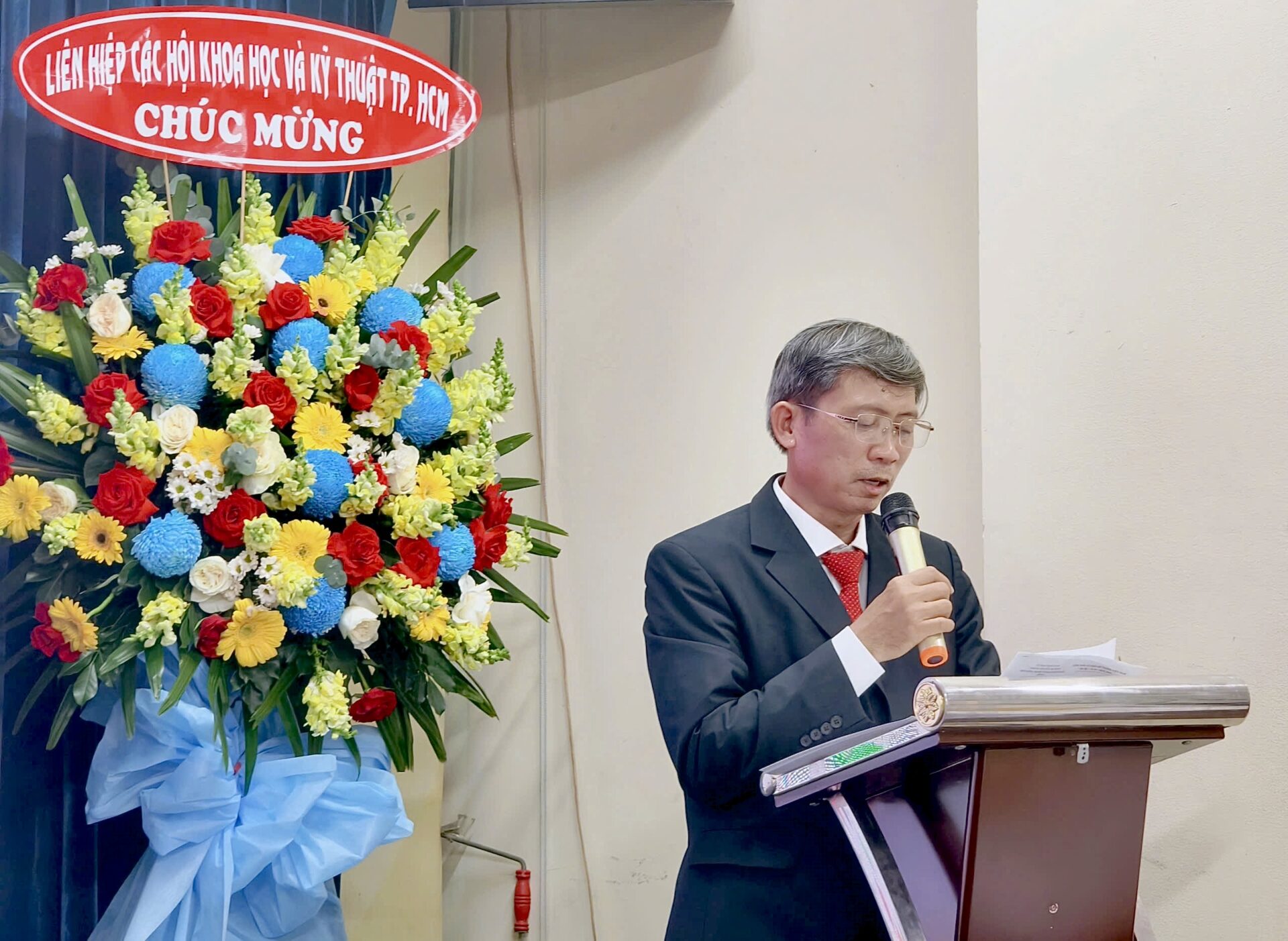 20251206 080043795 iOS