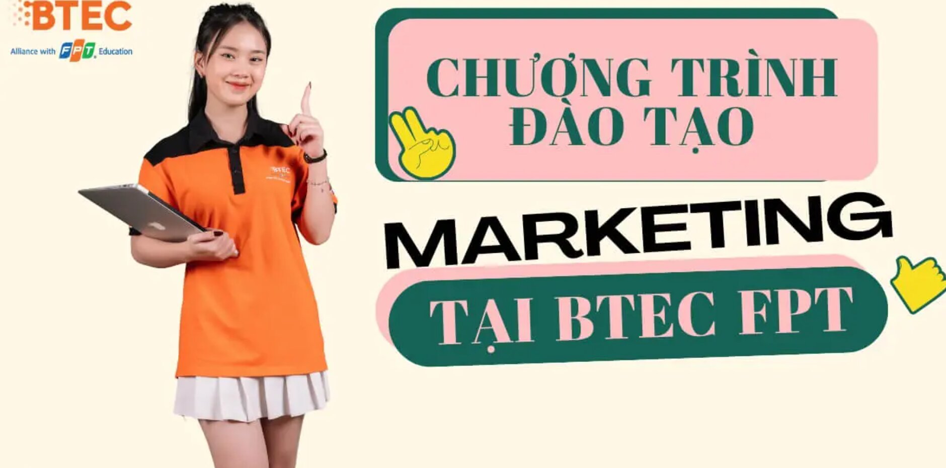 Bạn trẻ Gen Z thuộc thế hệ bản địa số đang làm việc trên các nền tảng digital marketing từ xa.
