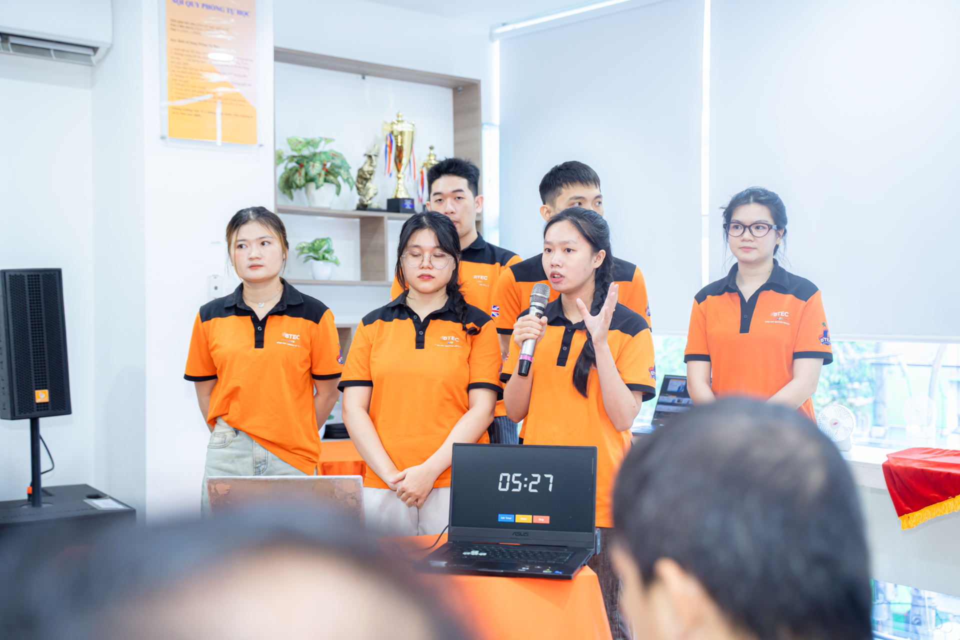 Sinh viên tham gia các cuộc thi chuyên ngành