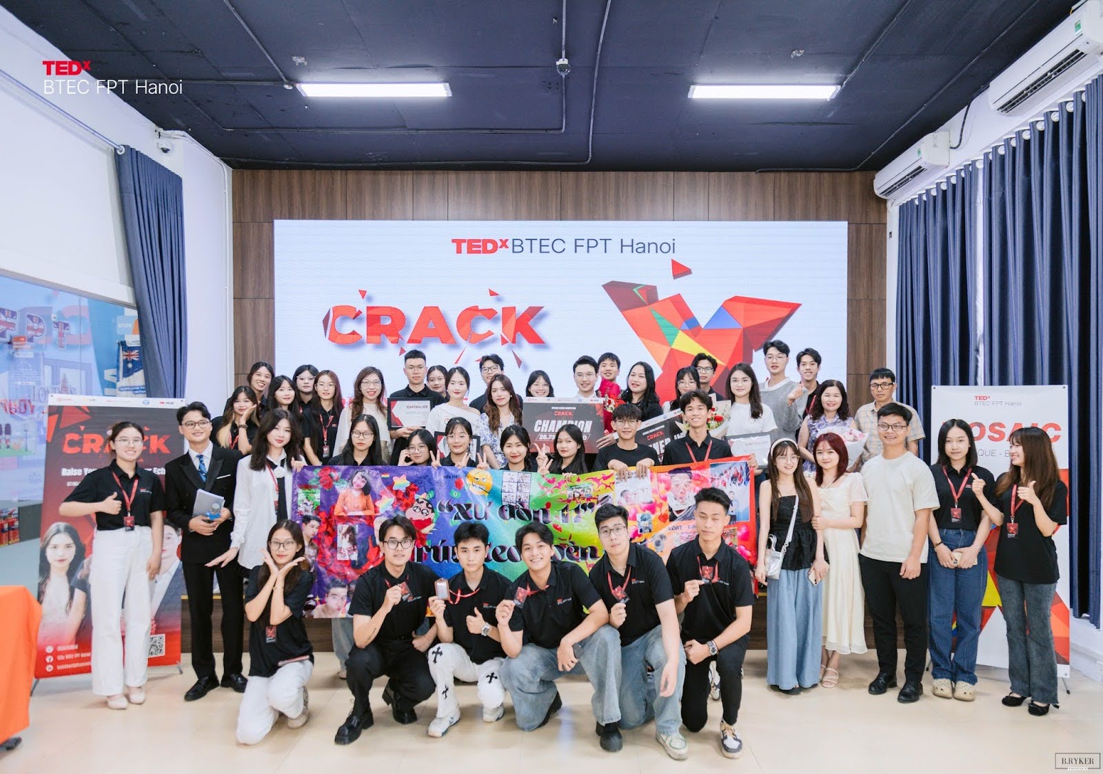 Sinh viên BTEC FPT trực tiếp tham gia tổ chức TEDxBTEC FPT Hanoi, rèn luyện kỹ năng giao tiếp, làm việc nhóm và quản lý dự án qua trải nghiệm thực tế. Sinh viên BTEC FPT trực tiếp tham gia tổ chức TEDxBTEC FPT Hanoi, rèn luyện kỹ năng giao tiếp, làm việc nhóm và quản lý dự án qua trải nghiệm thực tế.